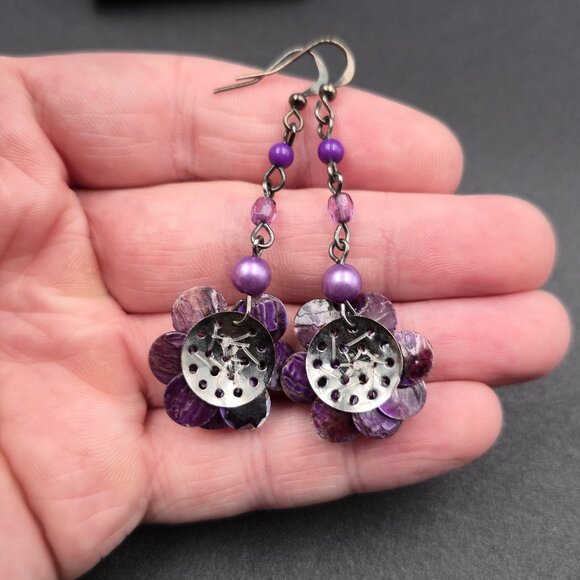 Dark Tone Purple Flower Handmade Dangle Earrings A6377 - Picture 3 of 5